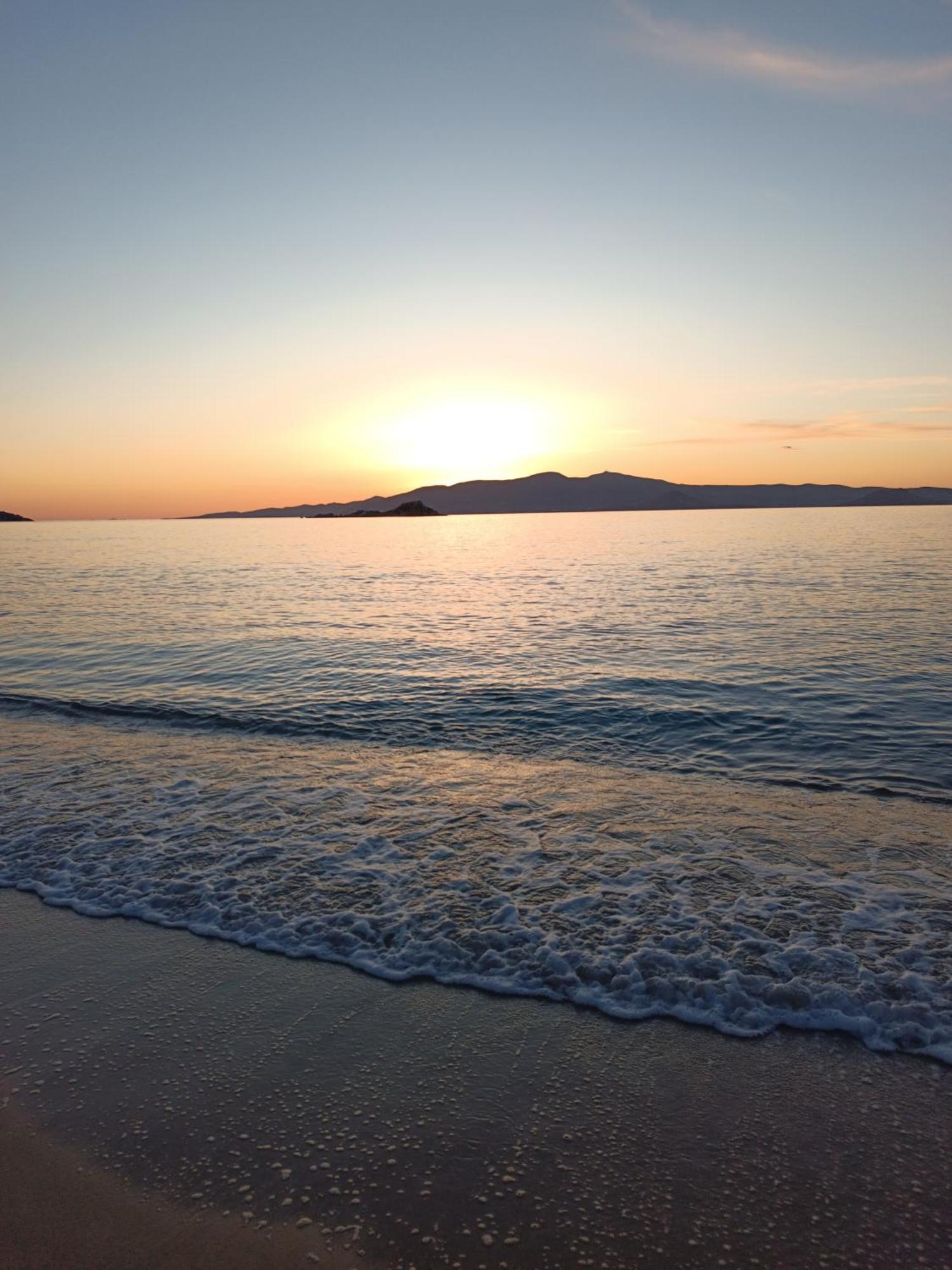 Matina Naxos - Mikri Vigla Guest House Екстериор снимка